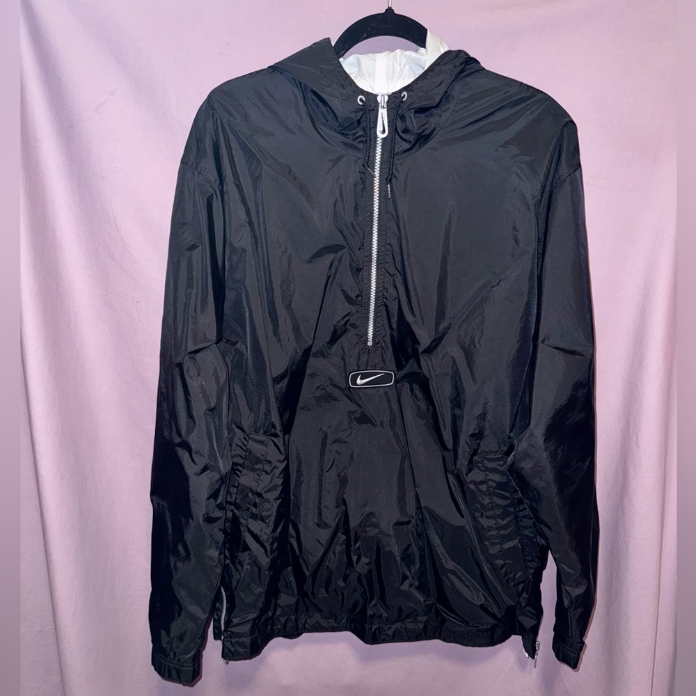 Nike Men’s Black Vintage Windbreaker (M) - Picture 2 of 13